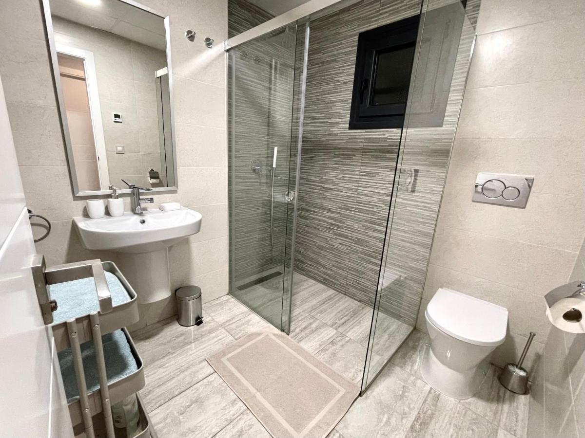 Exclusive Apartments On The First Line Of Benidorm Sol Y Mar Exteriör bild