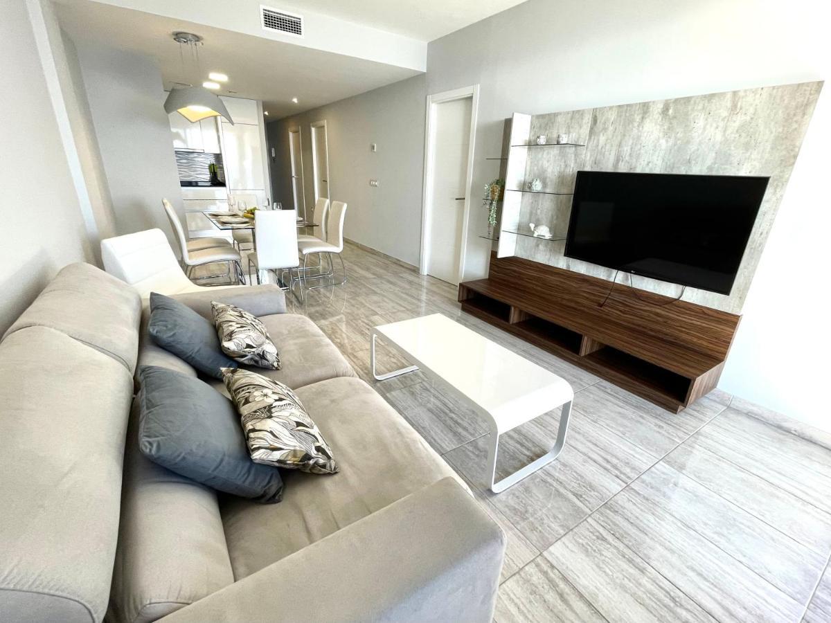 Exclusive Apartments On The First Line Of Benidorm Sol Y Mar Exteriör bild