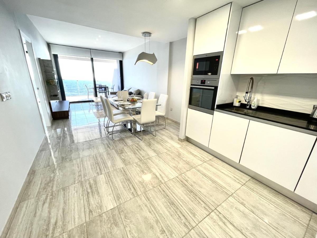 Exclusive Apartments On The First Line Of Benidorm Sol Y Mar Exteriör bild