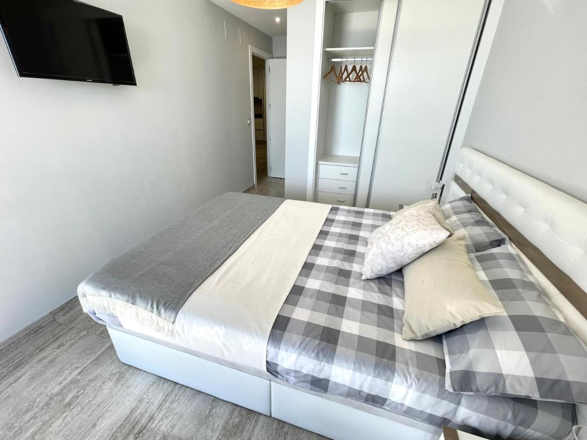 Exclusive Apartments On The First Line Of Benidorm Sol Y Mar Exteriör bild