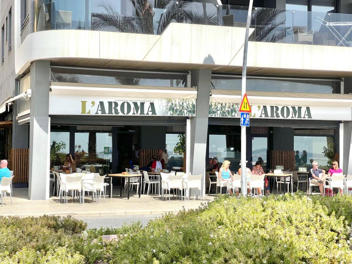 Exclusive Apartments On The First Line Of Benidorm Sol Y Mar Exteriör bild